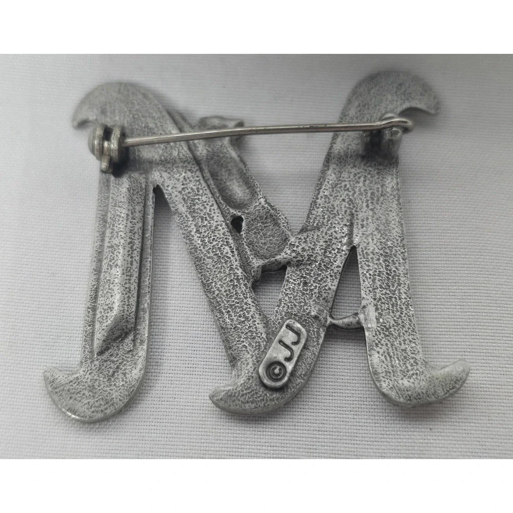 Vtg Signed JJ JONETTE Silver Tone Pewter? INITIAL M‎  BROOCH w/Cat & Crystals